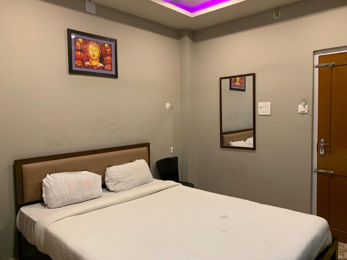 Gd Hotel Njp Shiliguri Exterior foto