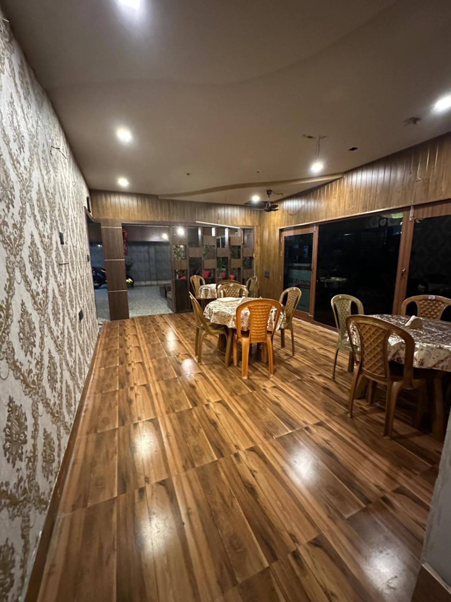 Gd Hotel Njp Shiliguri Exterior foto