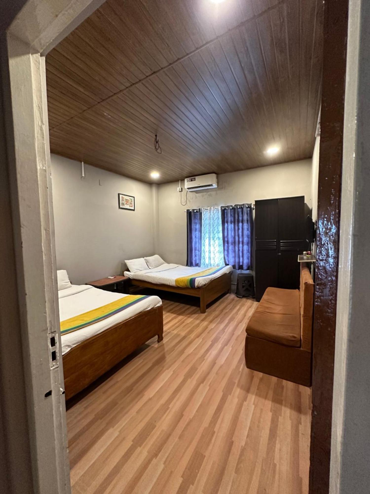 Gd Hotel Njp Shiliguri Exterior foto